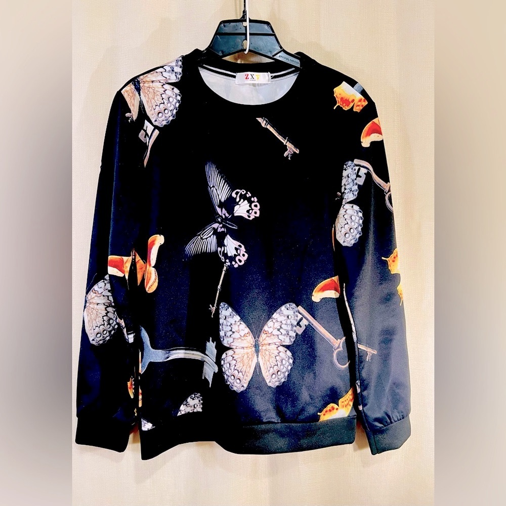 ZXY women’s polyester black/multicolor top,sweatshirt size M